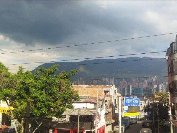 Das Haus Hotel Medellín Buitenkant foto